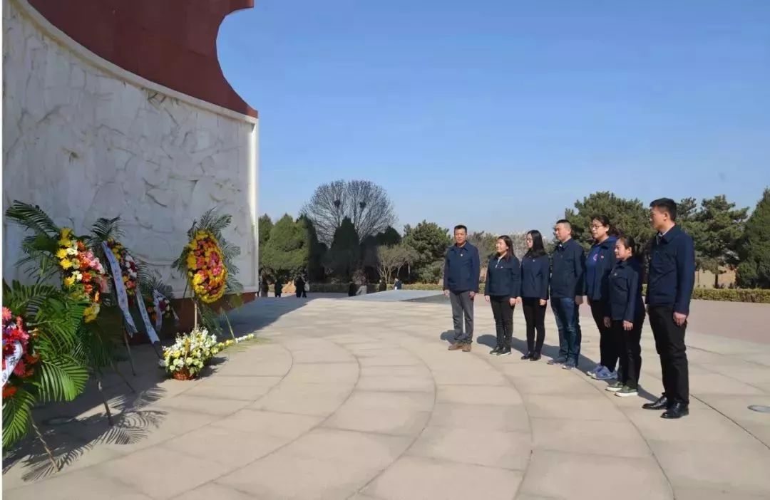 ˼��������� ����ǰ��ʵ������ɽ����Ͷ�������Ÿ��²㵥λ�׷׿�չ������ɨ�˶�