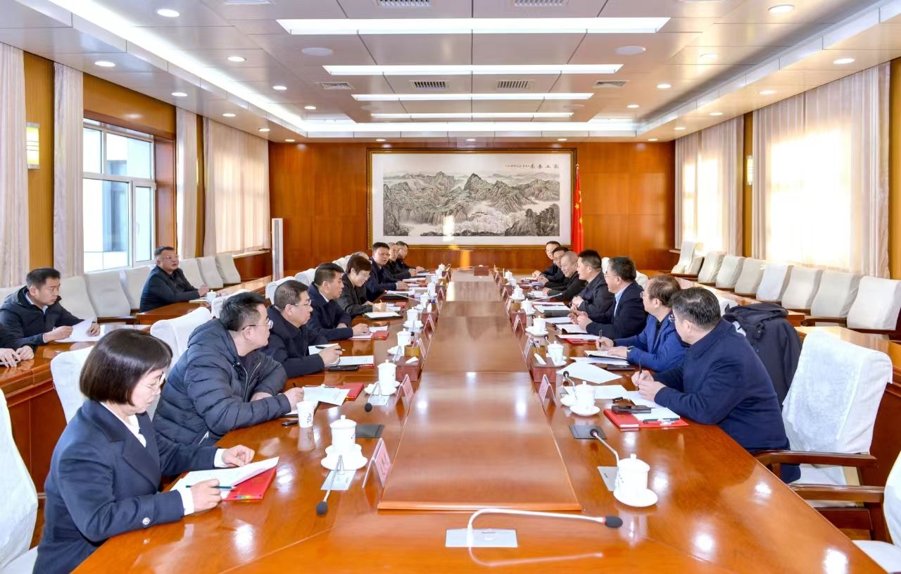 ɽ����Ͷ������˷����������������̸��