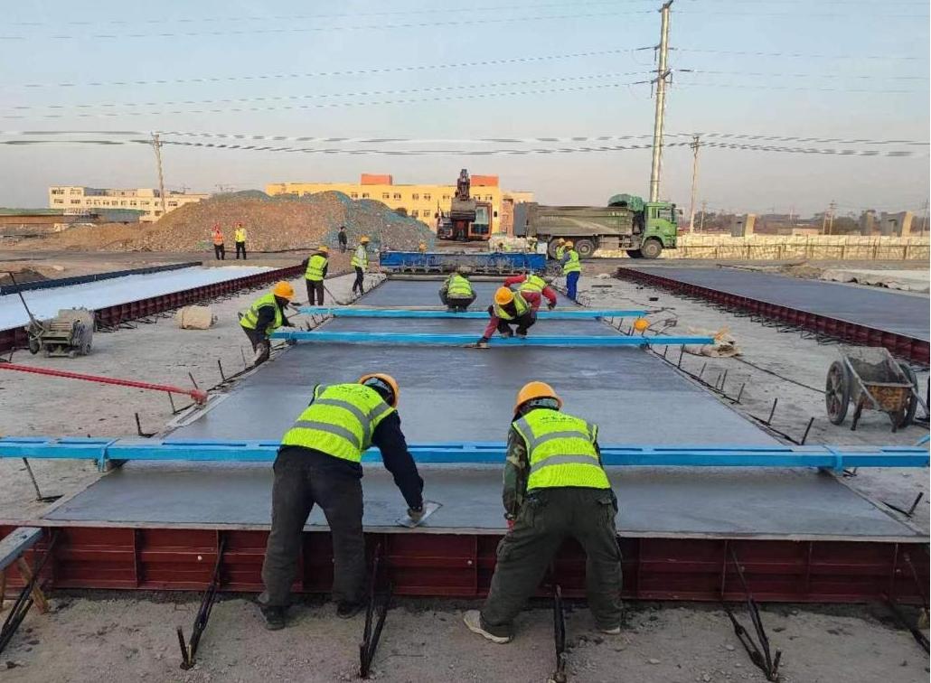 ɽ����Ͷ��е�����ųн����½���³ľ�������������Ŀ�����������������Ƚ���