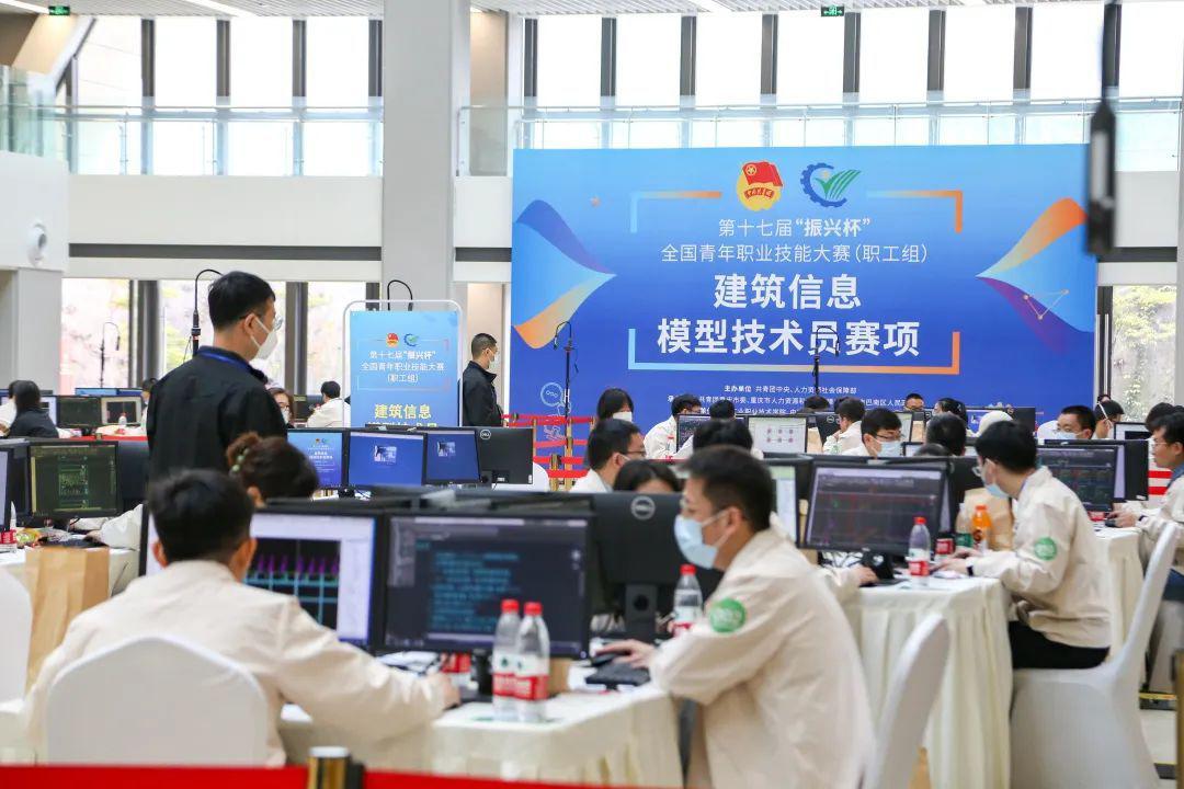 ɽ����Ͷ�����ǹ�˾�ڵ�ʮ�߽조���˱�����������ְҵ���մ�����ϲ��Ѽ�