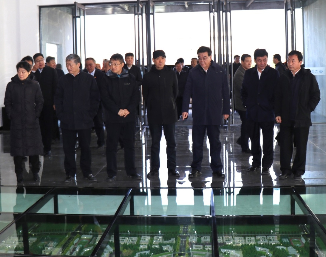 ���������װ����򵼹�Ħɽ����Ͷ����ְҵ����ѧԺ��У����Ŀ