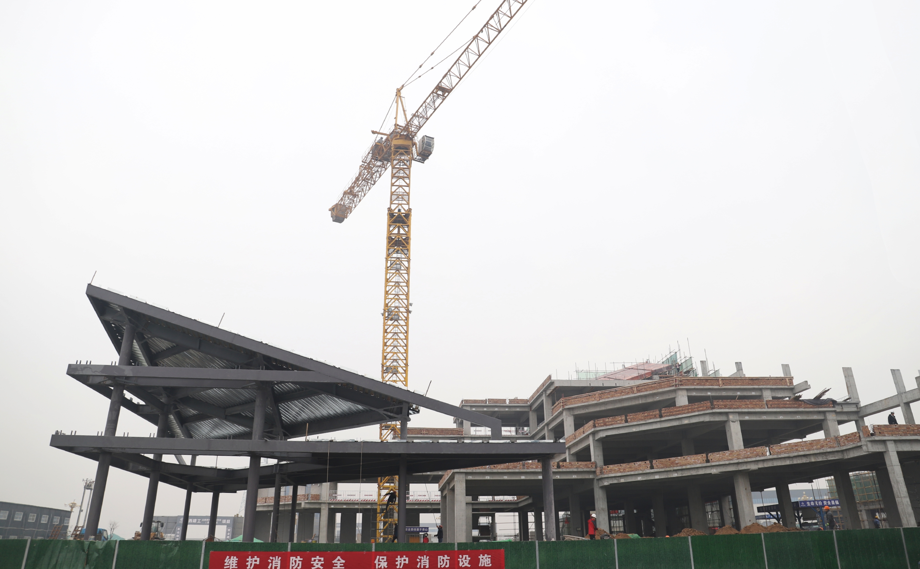 ɽ����Ͷ����԰���칫¥װ��ʽԤ����ǽ���װ������