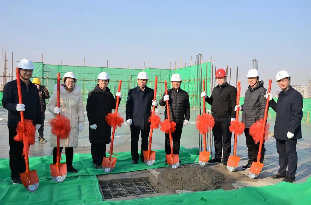 ɽ����Ͷ������������������ҽԺ�ۺ�¥GGPoker��Ŀ����ṹ˳��ⶥ