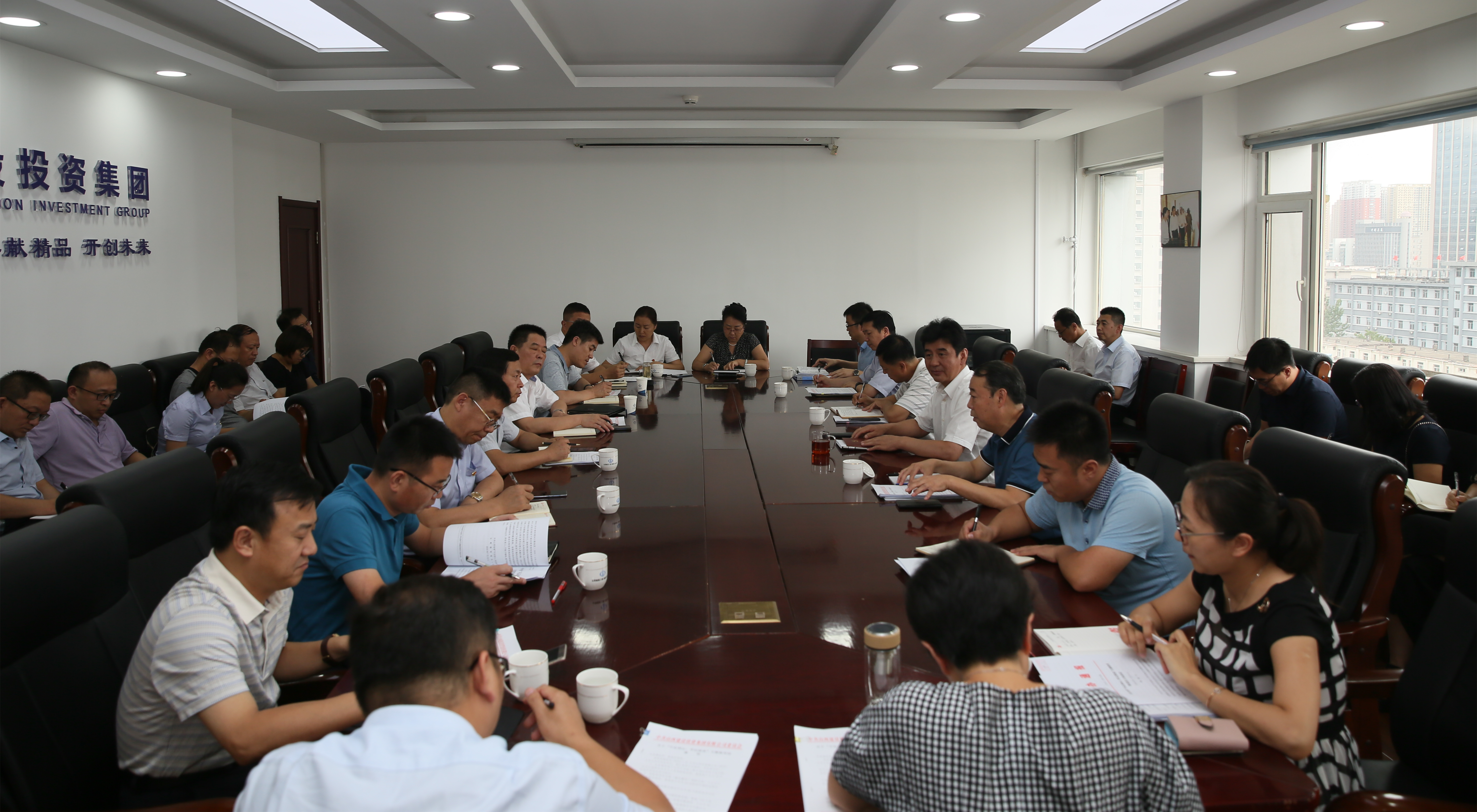 ɽ����Ͷ�ٿ� ���������ġ��м�ʹ������������ƽ���