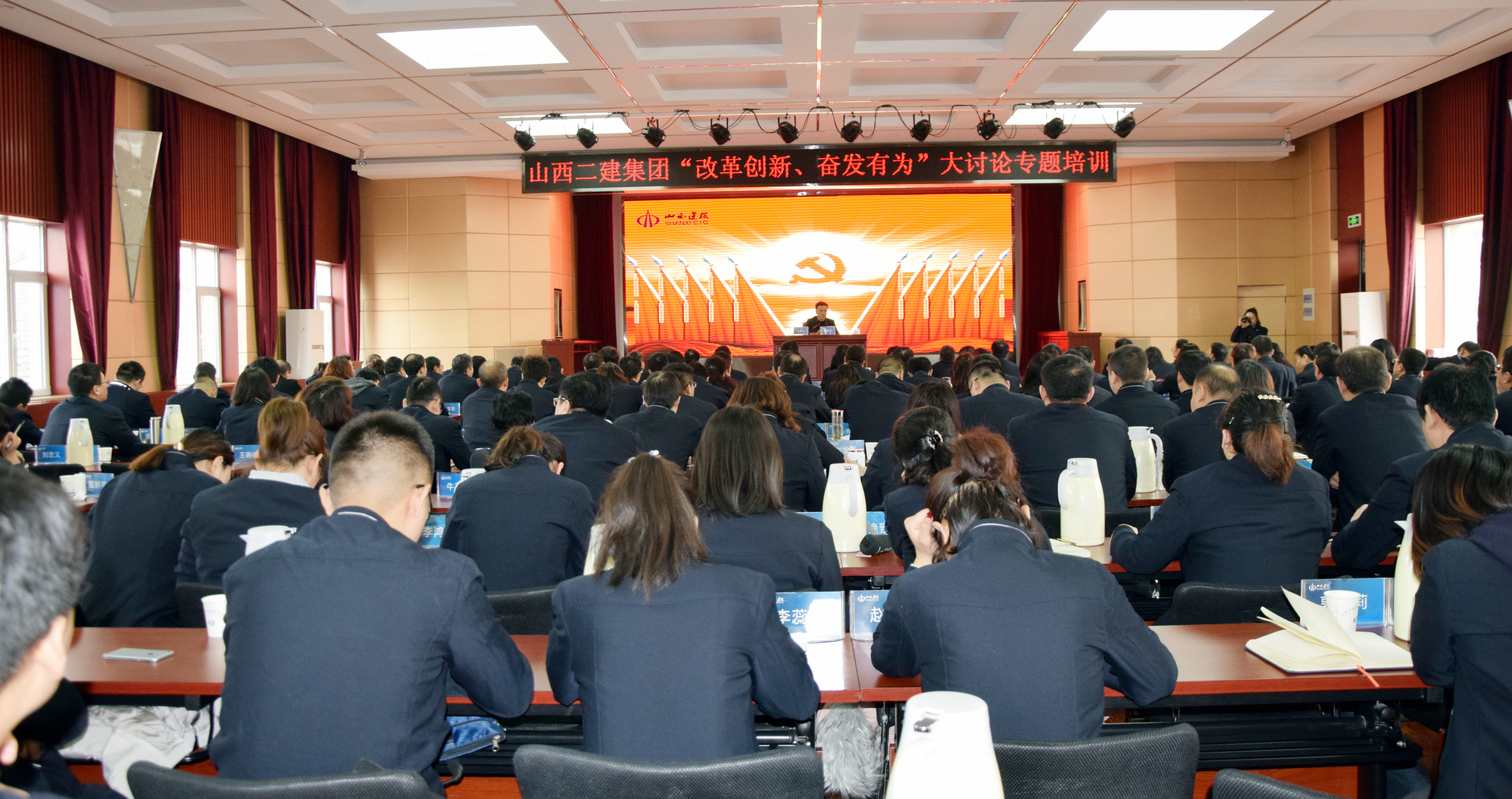 ���²㶯̬��ɽ����Ͷ�������ž��С�ˢ�����졢�߰���Ϊ��������ר����ѵ