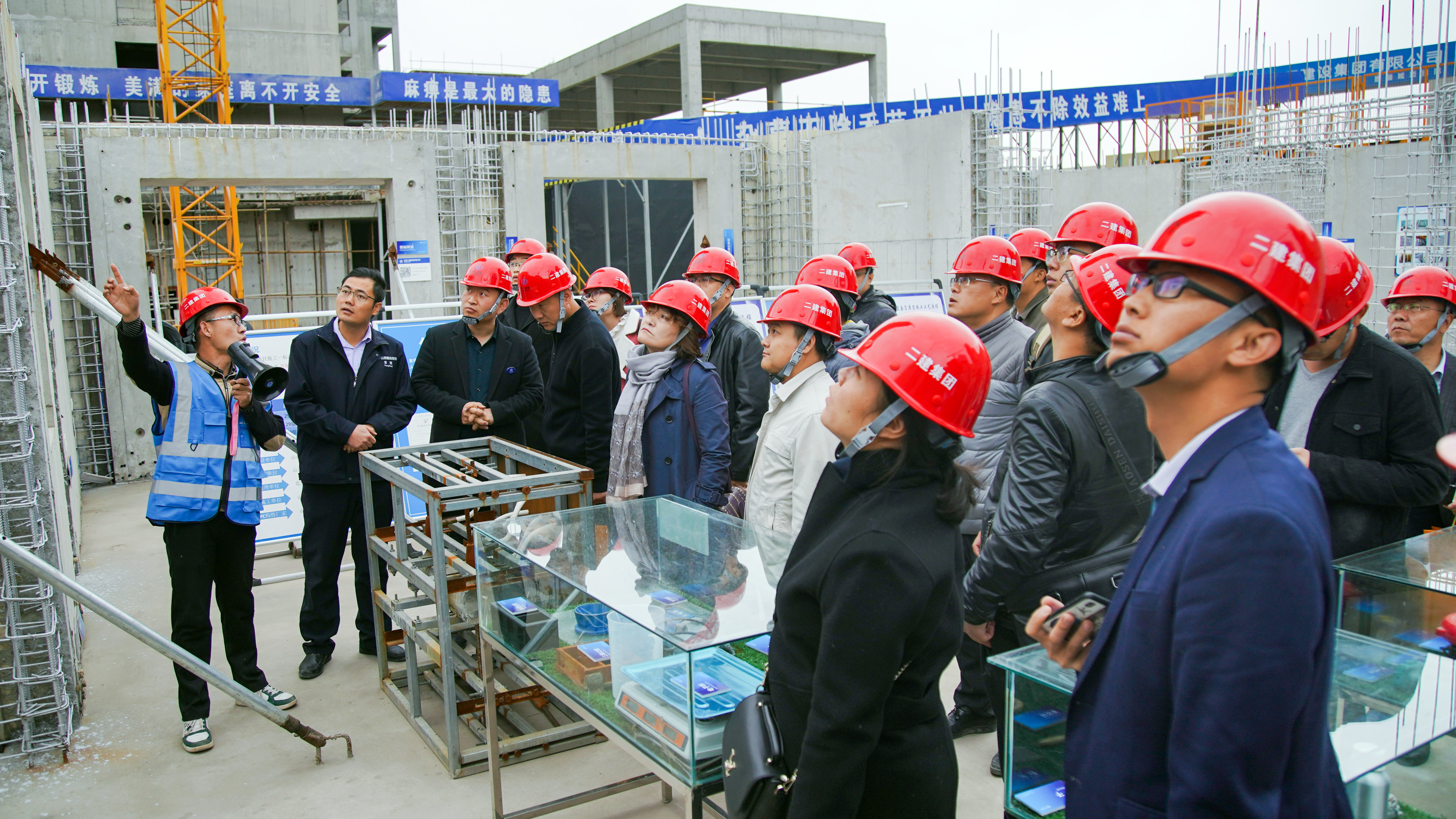 ɽ��ʡװ��ʽ�޽��ƽ����ٿ�ɽ����Ͷ�޽���ҵ��������