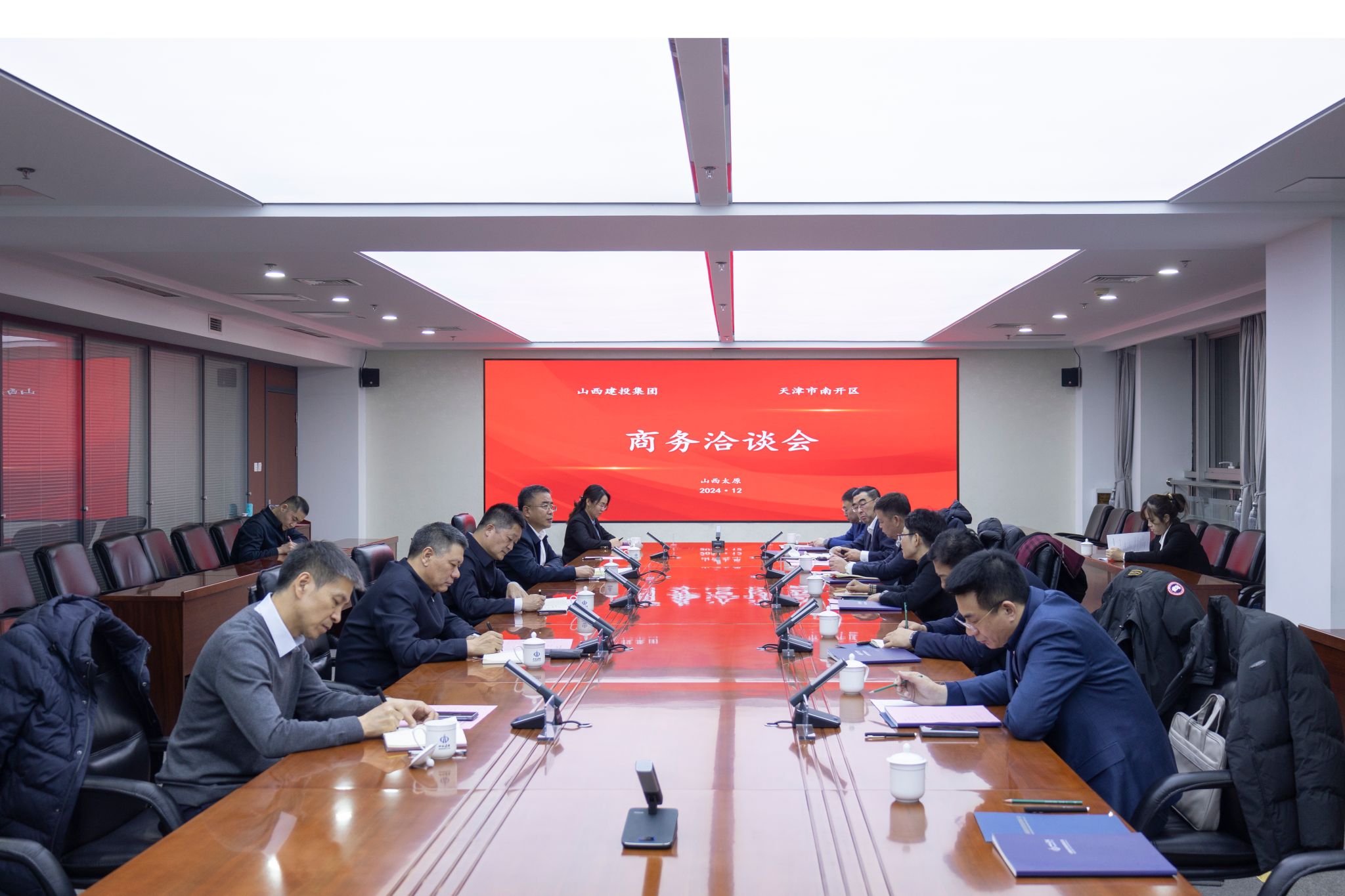 ɽ����Ͷ������������Ͽ�����������̸��