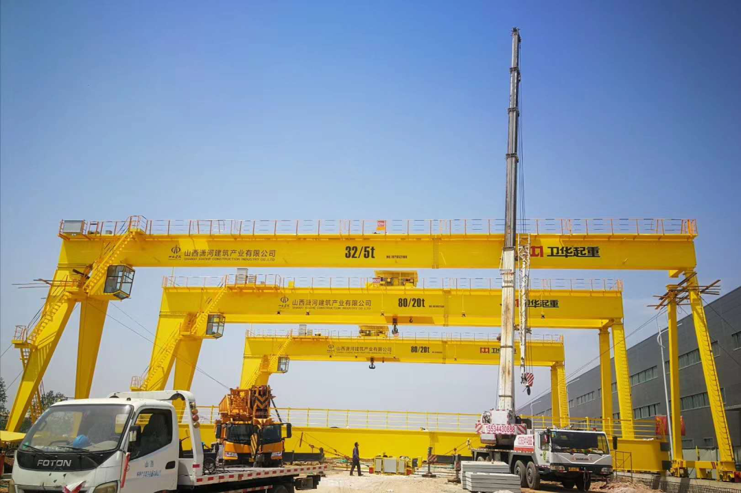 ɽ��ʡ�����ĸֽṹ����ƴװ���������仧ɽ���޽���ҵ�ִ�������ӣ�԰��