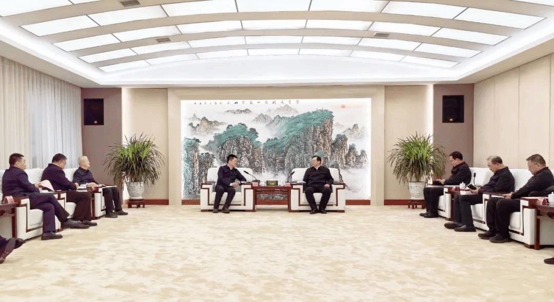 ɽ����Ͷ������˷���о�������̸��