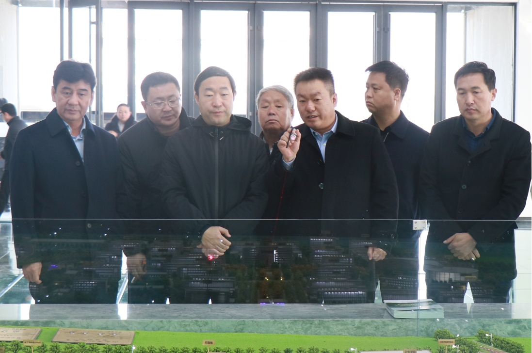 ������ί����ǡ��г�������һ�е�ɽ����Ͷ�н���ɽ��ְ�̳���Ŀ����